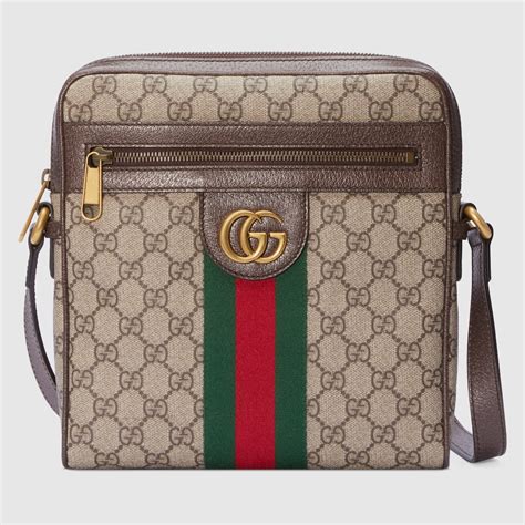 Gucci Sac à bandoulière Suprême GG petite taille.